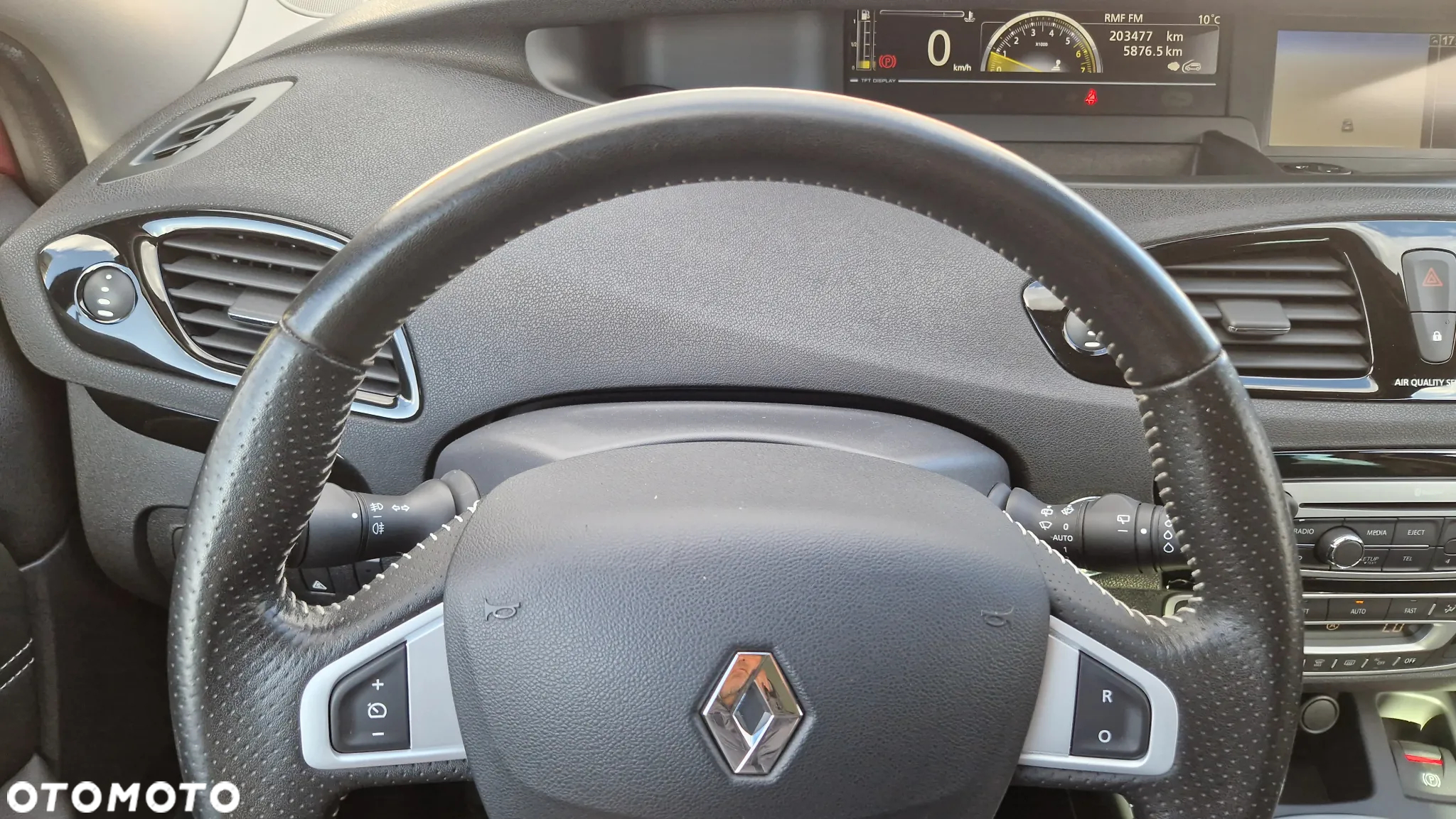 Renault Scenic ENERGY TCe 115 Bose Edition - 23