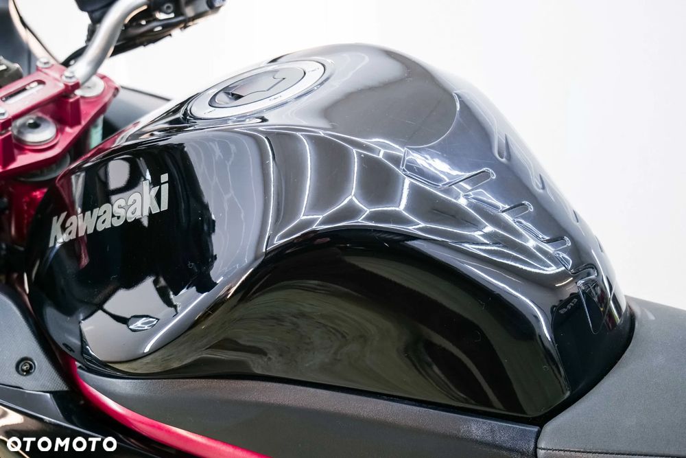 Kawasaki ER - 22