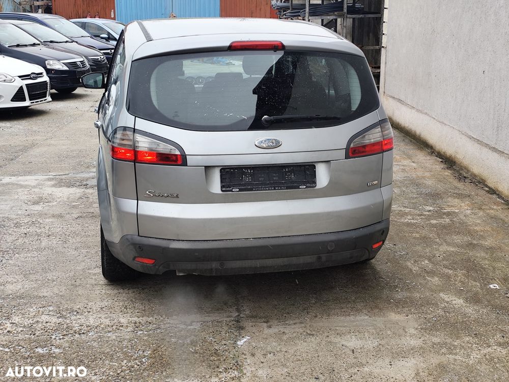 Ford S-Max 2.0 TDCi DPF Champions Edition - 4