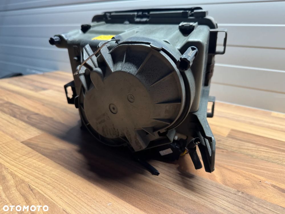 REFLEKOR LAMPY KOMPLET MERCEDES SEC W126 1305235062 1305235061 - 8