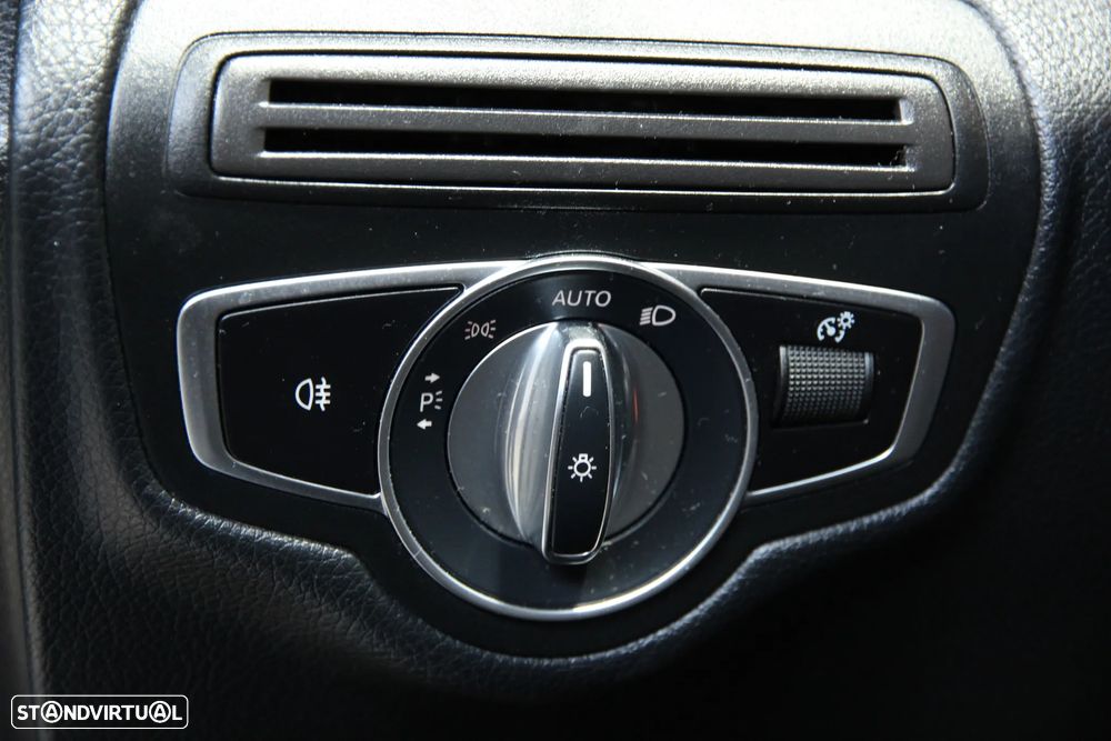 Mercedes-Benz GLC 220 d 4Matic 9G-TRONIC AMG Line - 14