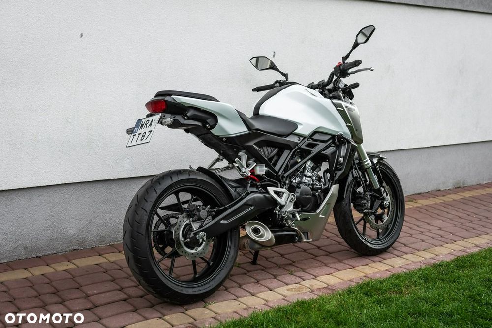 Honda CB - 3