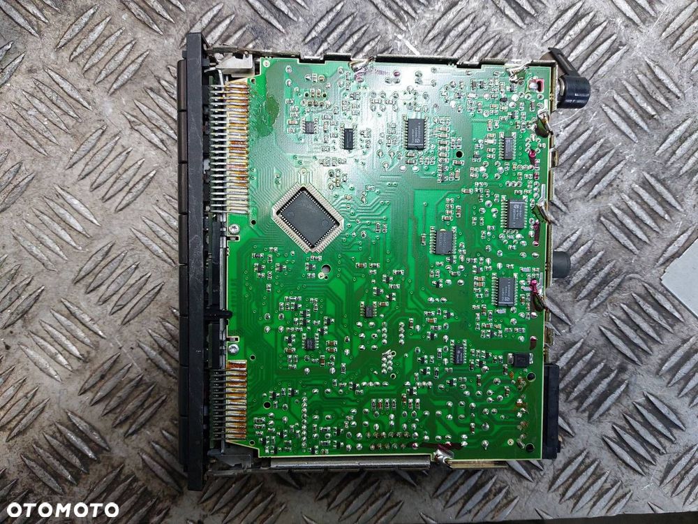 RADIO ODTWARZACZ ALHPA VW PASSAT B4 1H0035156 - 8