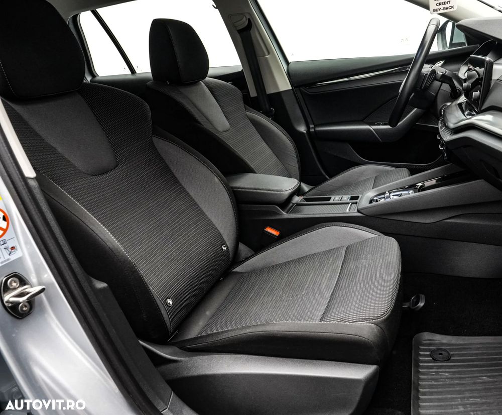 Skoda Octavia 2.0 TDI DSG Style - 14