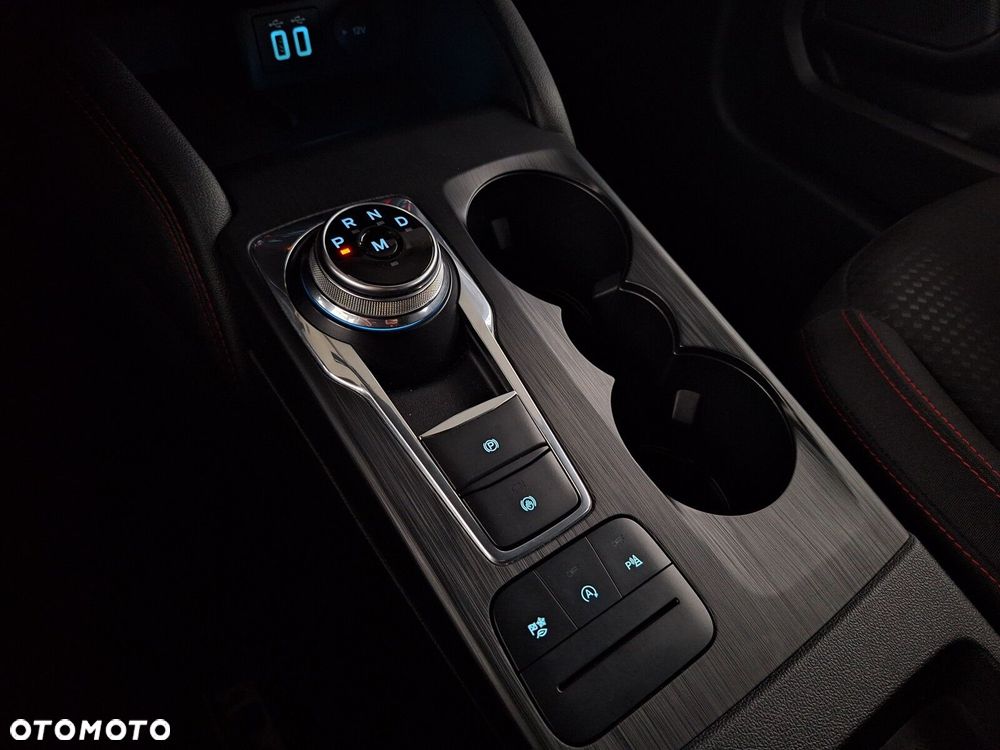 Ford Kuga 2.0 EcoBlue AWD ST-Line - 25