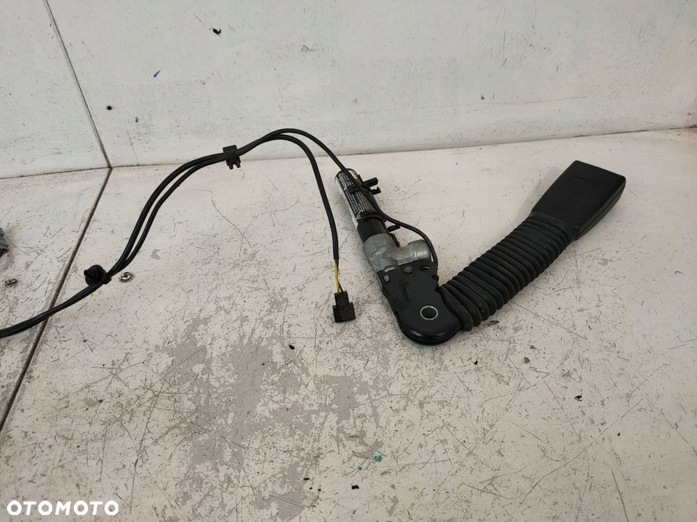 napinacz bezpieczeństwa mini cooper r56 610183700d - 2