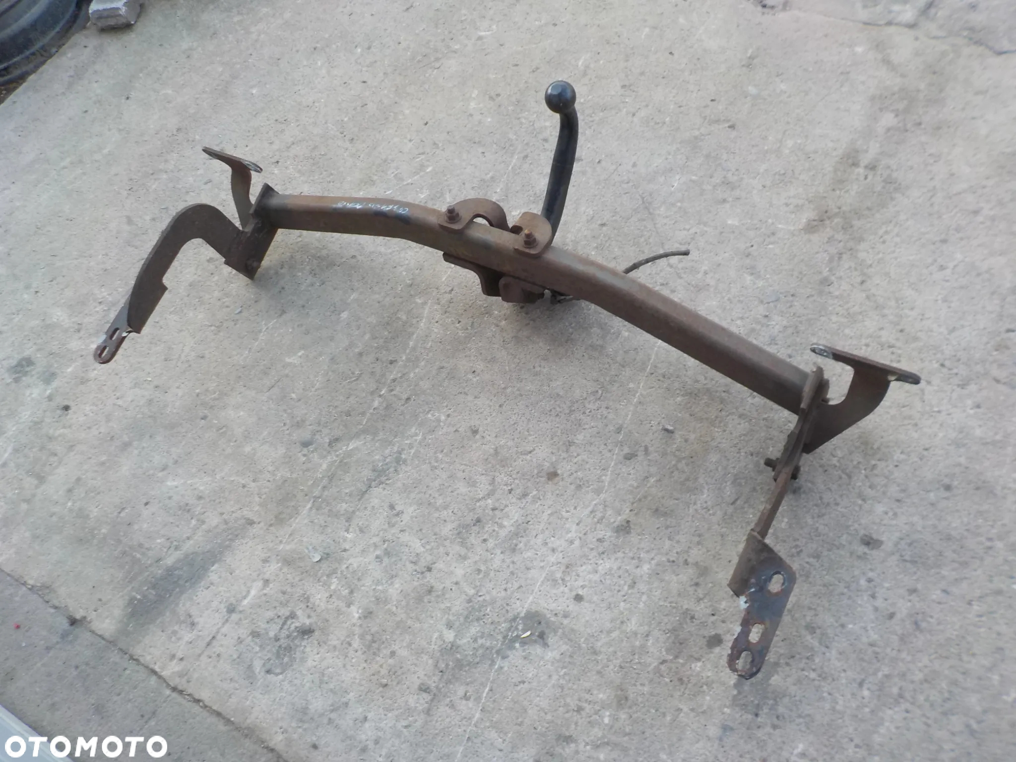 CITROEN C4 GRAND PICASSO I HAK HOLOWNICZY - 3