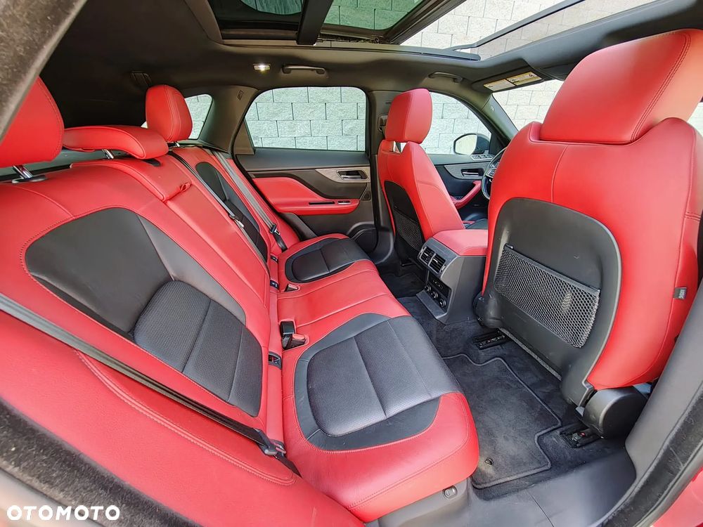 Jaguar F-Pace 3.0 V6 AWD S - 15