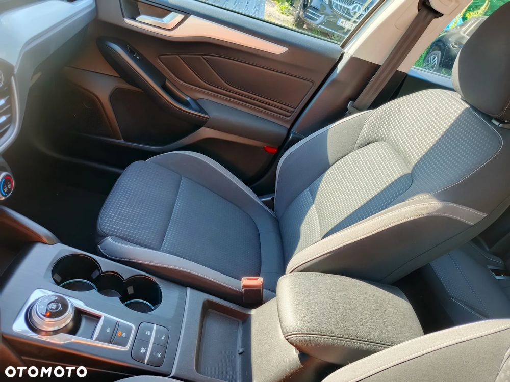 Ford Focus 1.0 EcoBoost Platinium X ASS PowerShift - 38