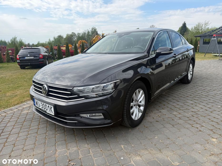 Volkswagen Passat 1.5 TSI EVO Elegance DSG - 1