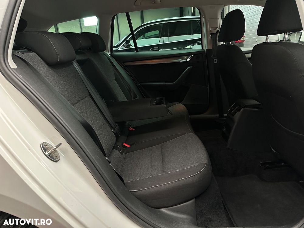 Skoda Octavia 1.5 TSI e-TEC DSG Edition - 23