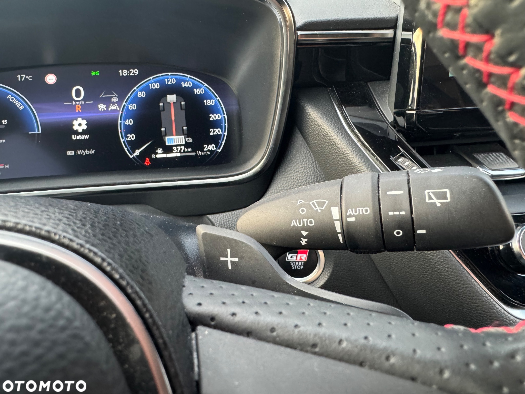 Toyota Corolla 2.0 Hybrid GR Sport Dynamic - 30
