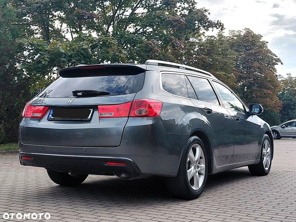 Honda Accord - 4