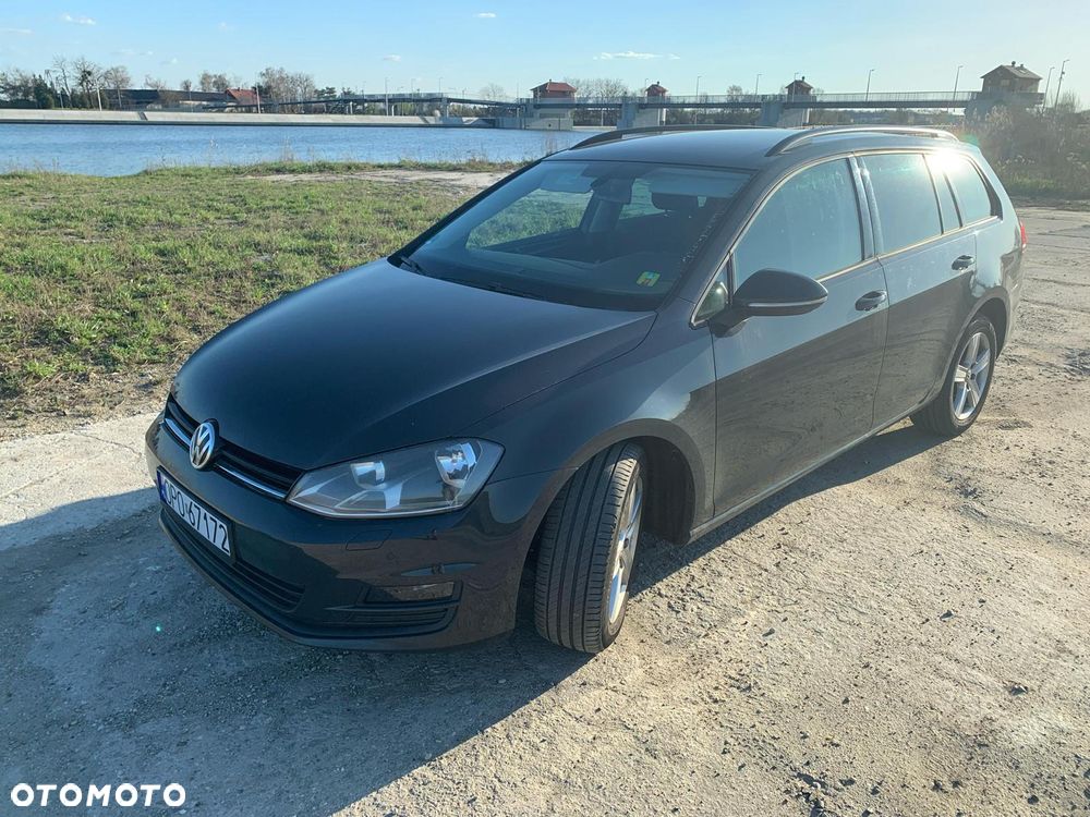 Volkswagen Golf - 8