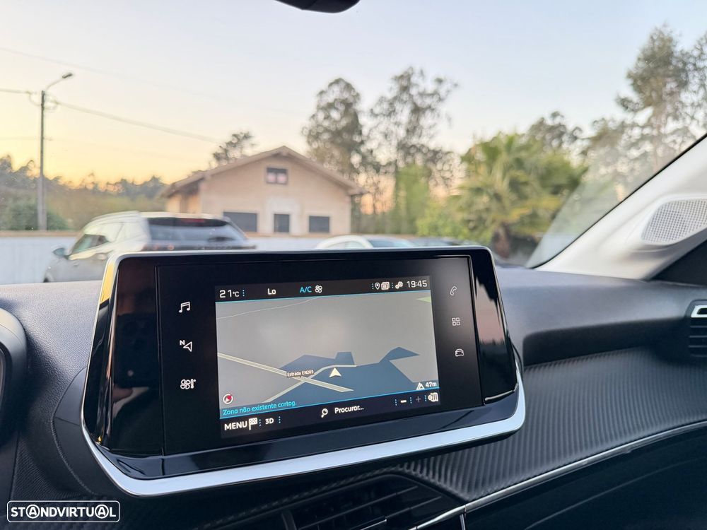 Peugeot 208 1.2 PureTech Allure Pack EAT8 - 12