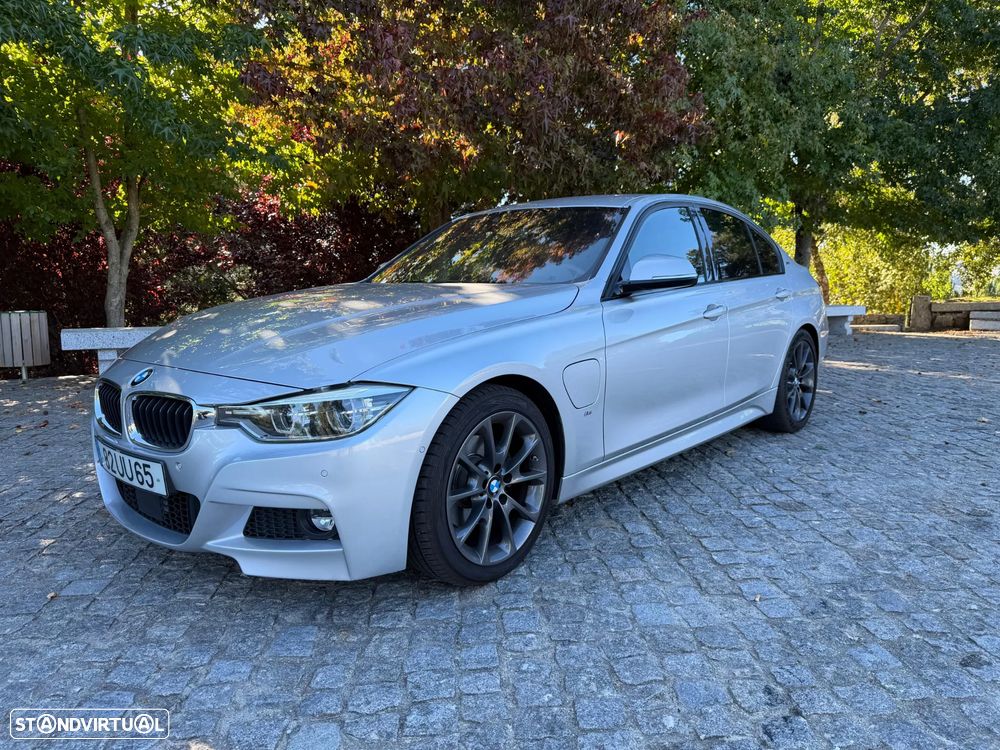 BMW 330 — fotografia 6