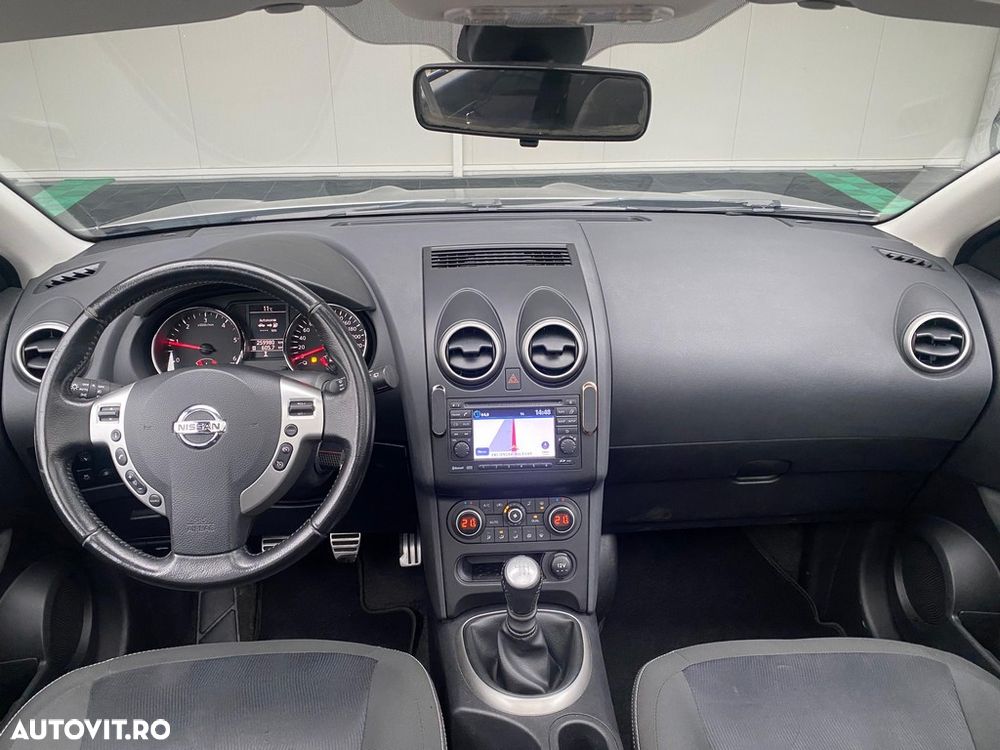 Nissan Qashqai+2 - 9