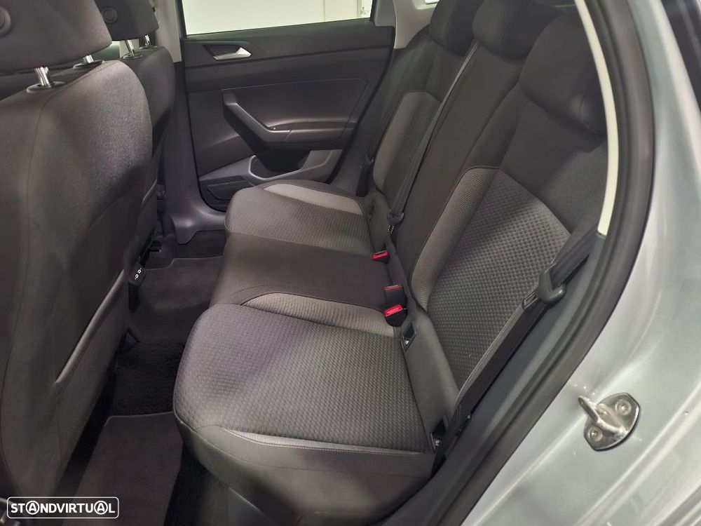 VW Taigo 1.0 TSI Urban - 14