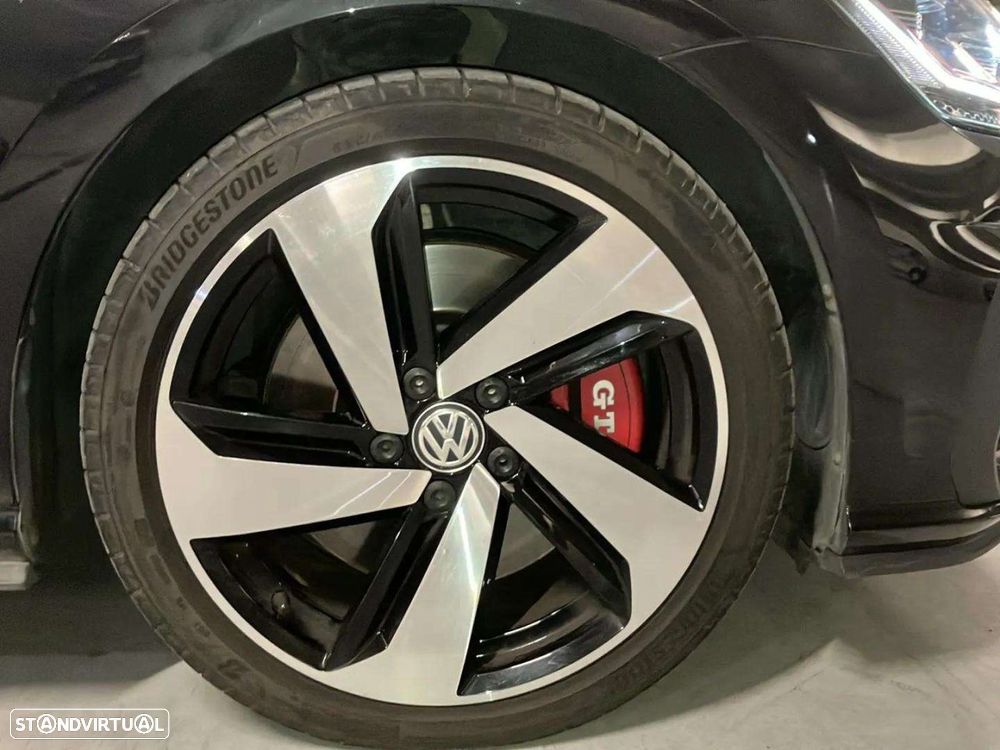 VW Golf 2.0 TSI GTI DSG Performance - 17