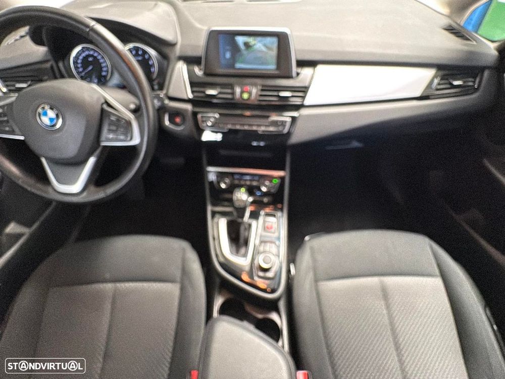BMW 225xe Active Tourer Advantage - 13