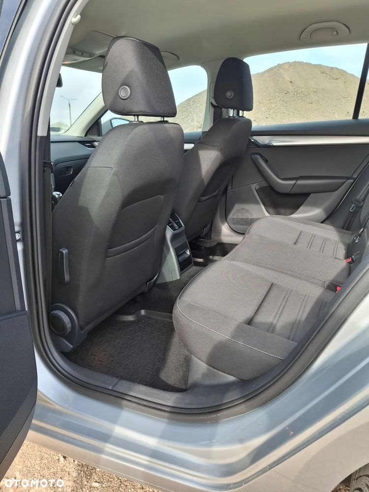 Skoda Octavia 1.6 TDI Ambition - 14
