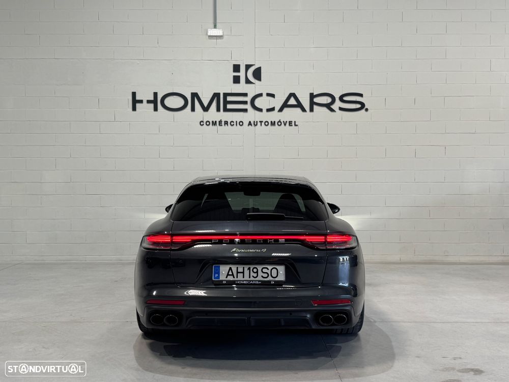 Porsche Panamera Sport Turismo 4 E-Hybrid - 16