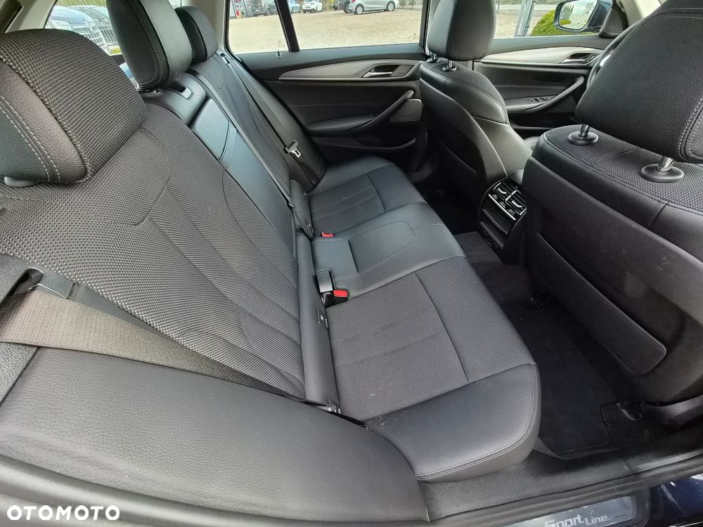 BMW Seria 5 530d xDrive Sport Line - 9