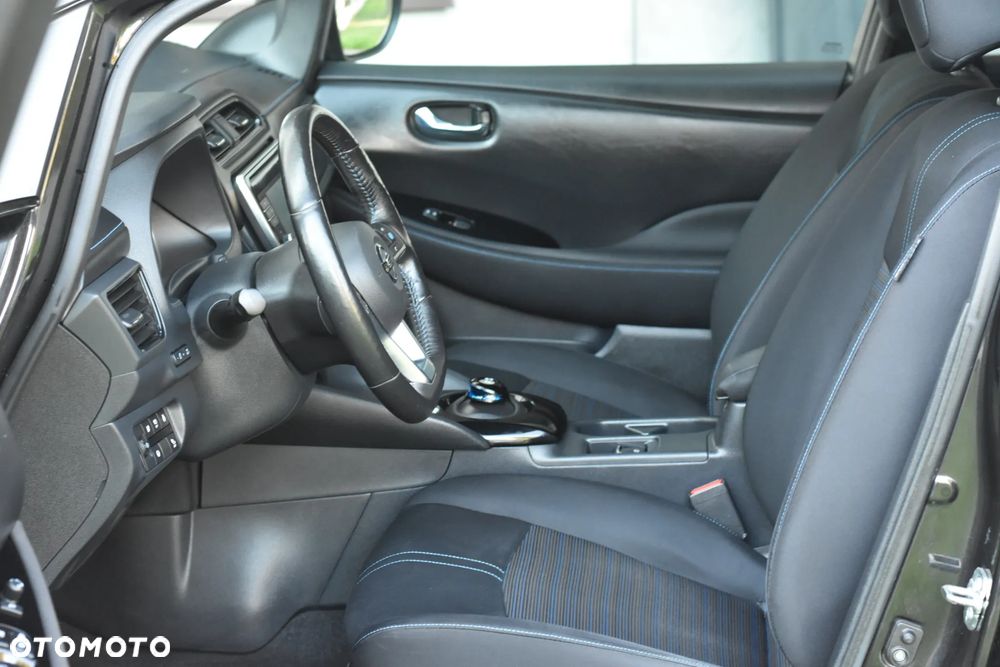 Nissan Leaf 40 kWh N-Connecta - 16