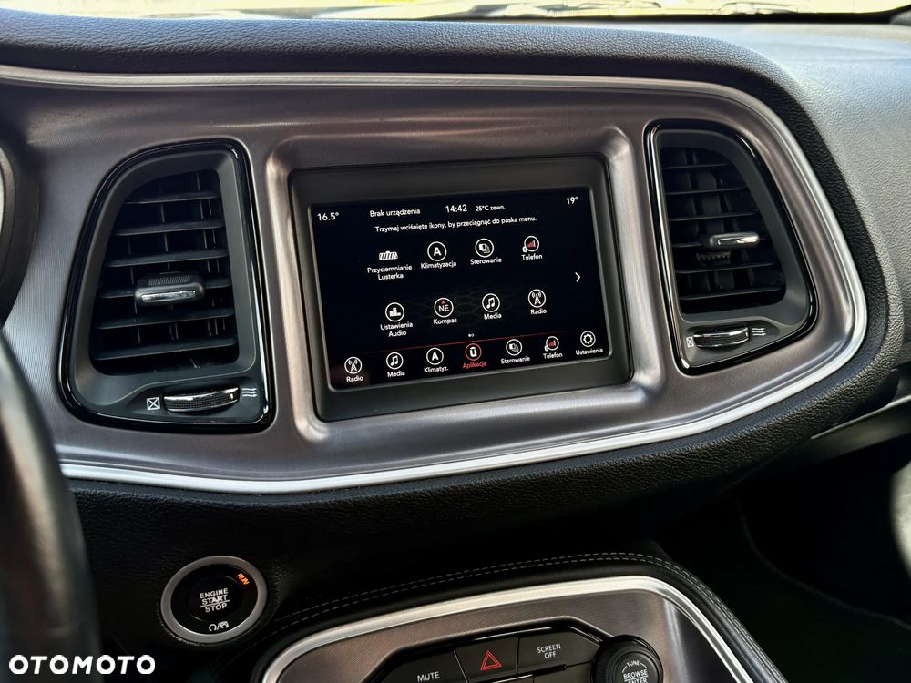 Dodge Challenger 3.6 SXT - 13