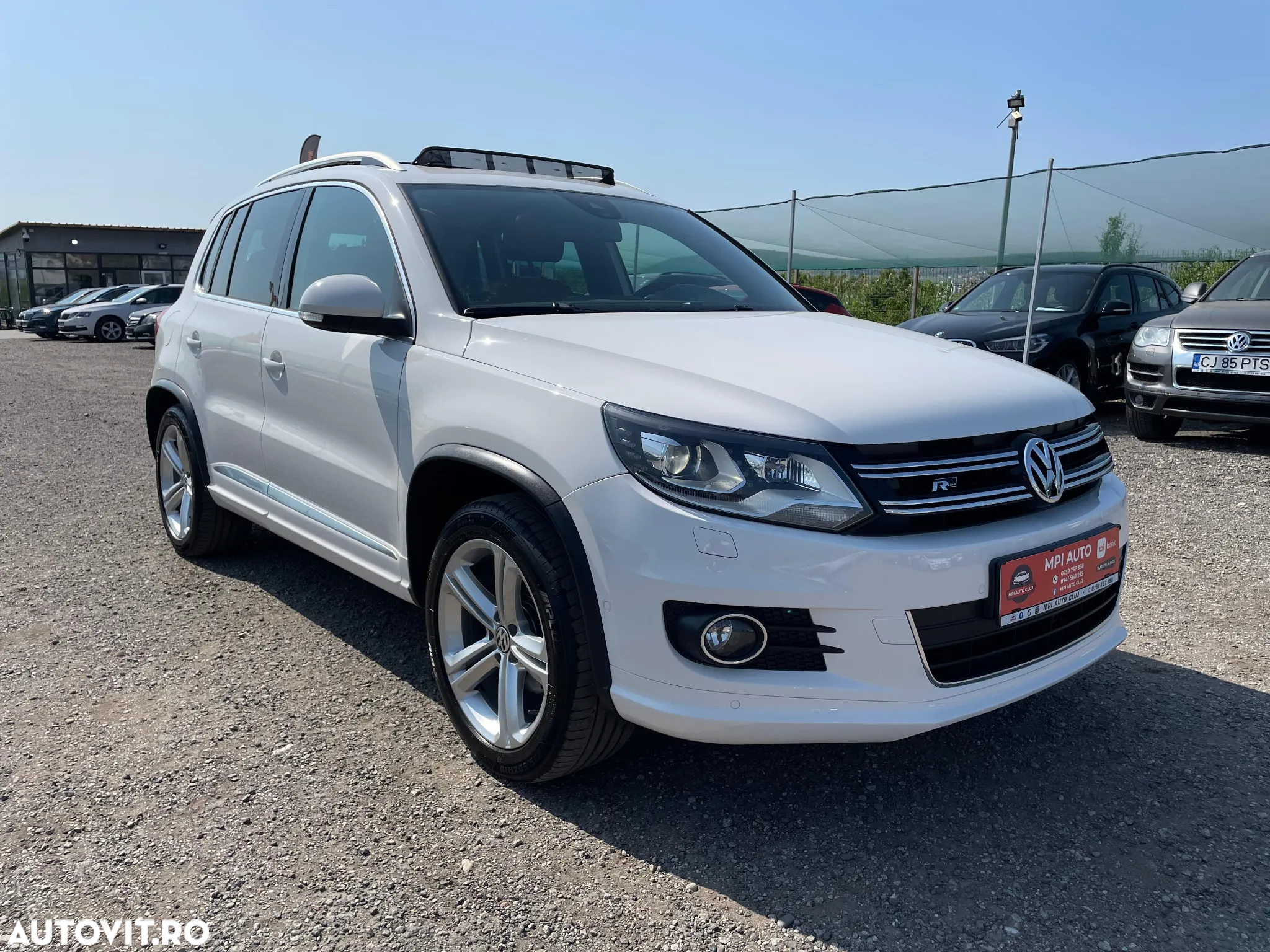 Volkswagen Tiguan 2.0 TDI 4Motion DSG BMT Sport & Style - 10