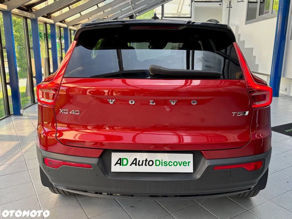 Volvo XC 40 T5 AWD R-Design - 6