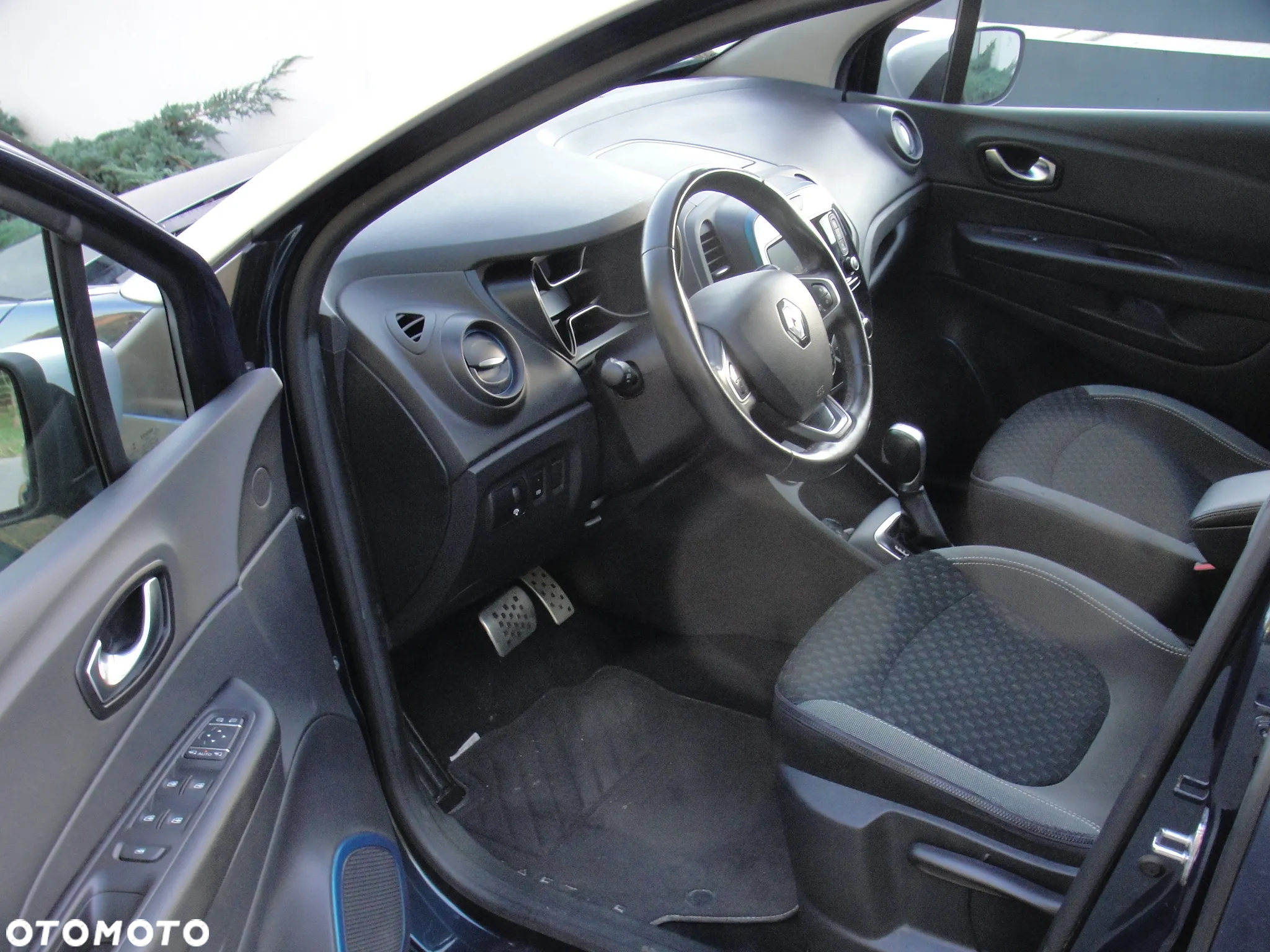 Renault Captur 1.2 Energy TCe Intens EDC EU6 - 9