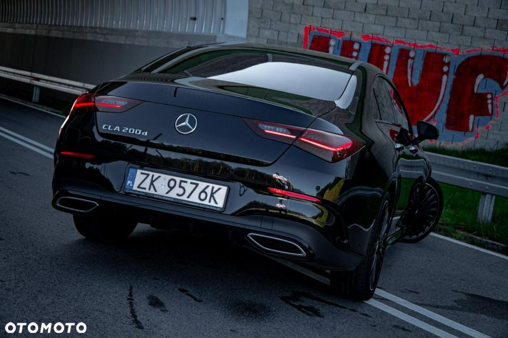 Mercedes-Benz CLA 200 d 8G-DCT AMG Line Advanced Plus - 4