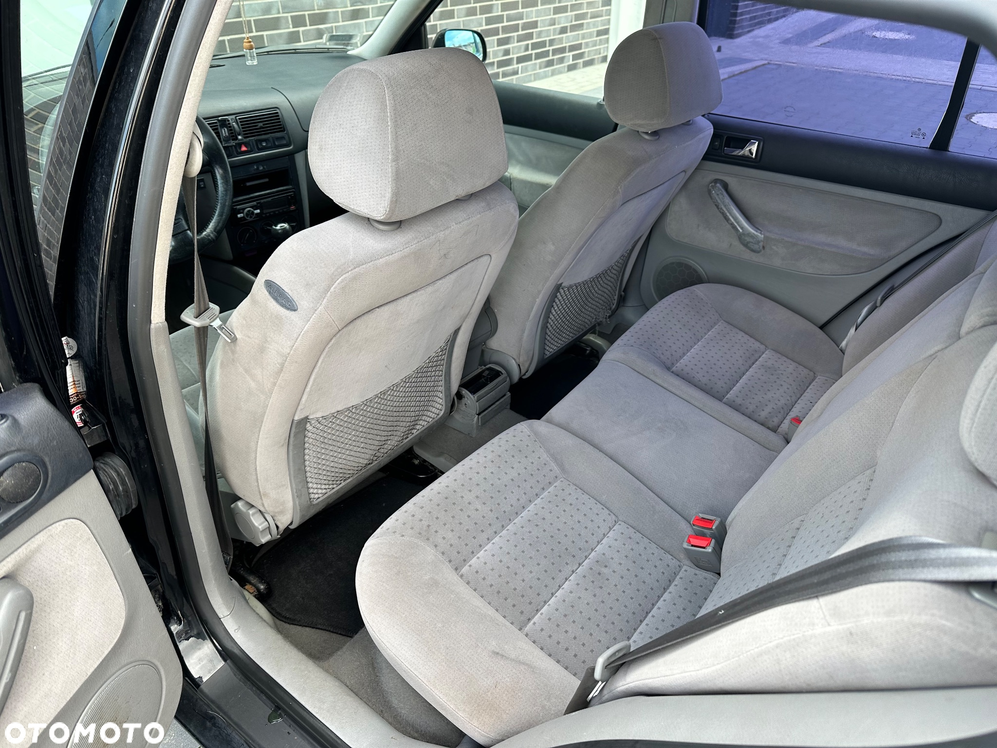 Volkswagen Golf 1.6 Comfortline - 8