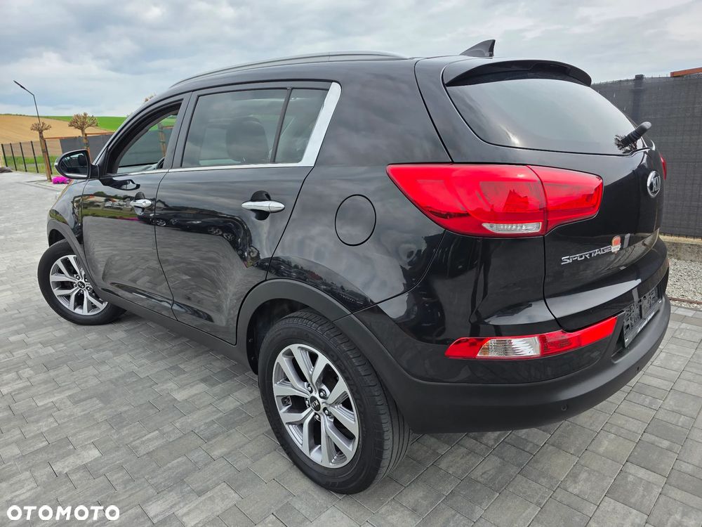 Kia Sportage 1.6 GDI 2WD Fifa World Cup Edition - 2