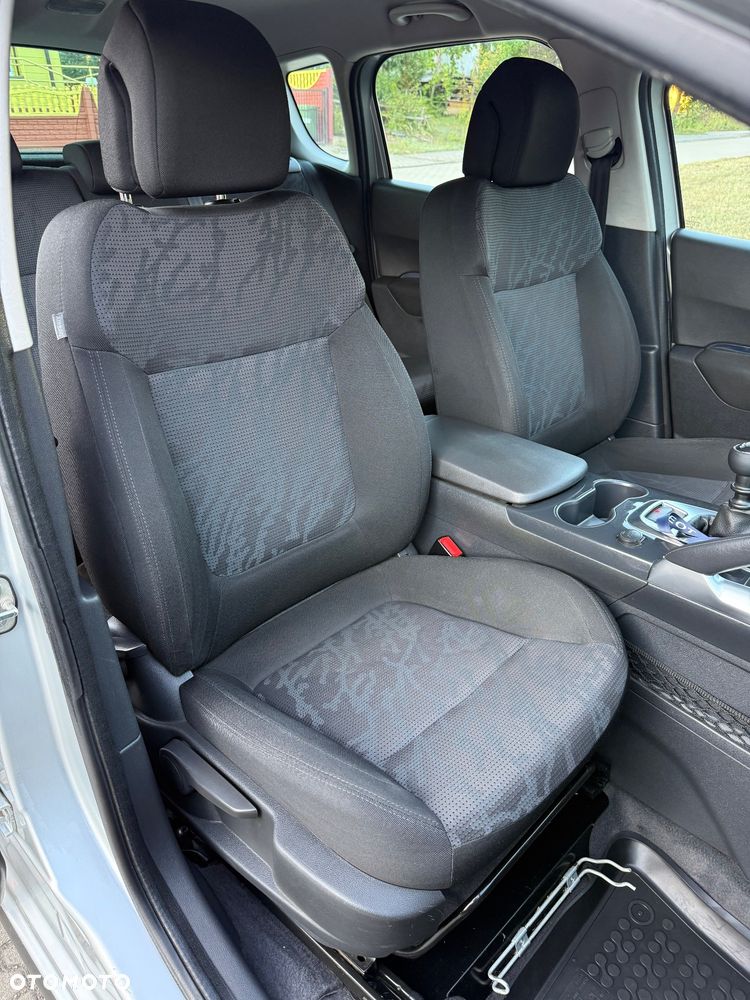 Peugeot 3008 - 12