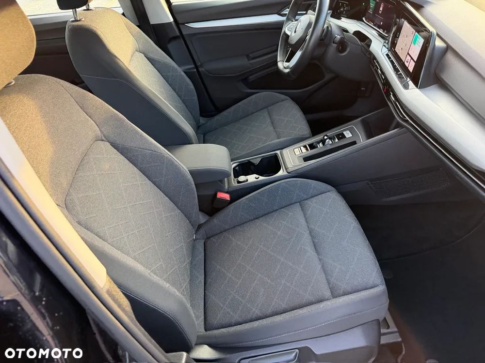 Volkswagen Golf - 23