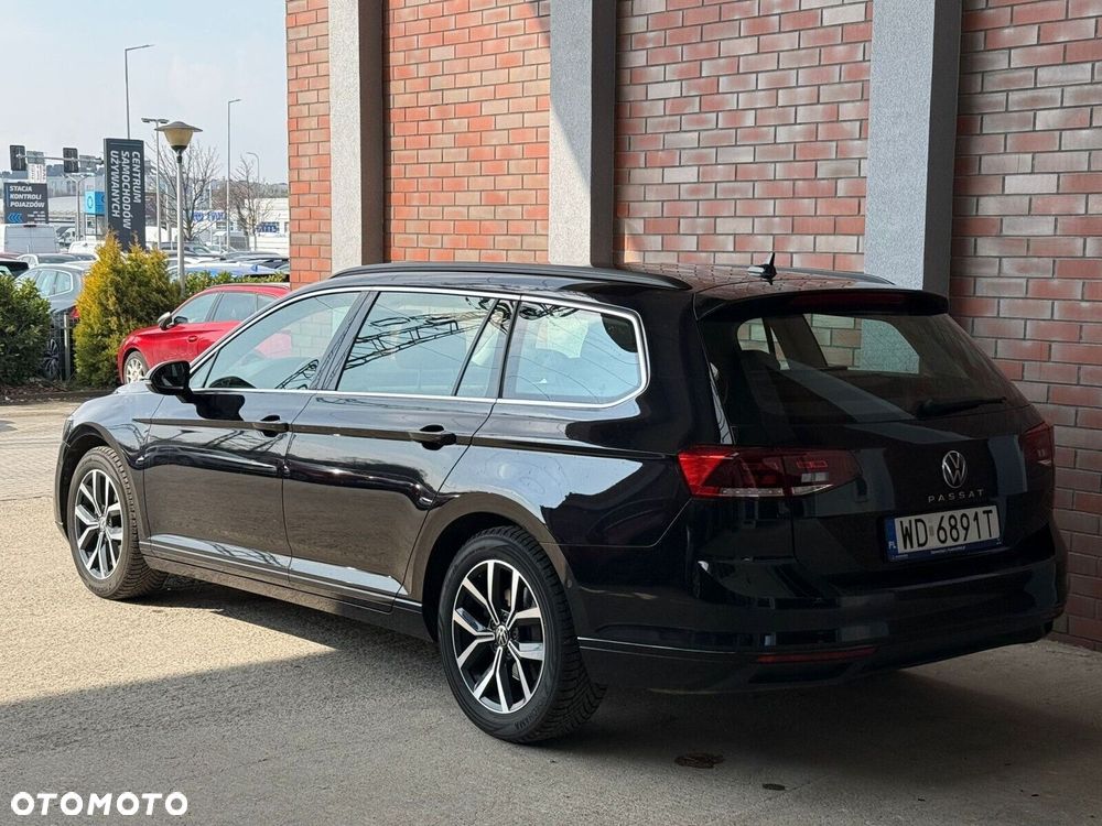 Volkswagen Passat - 6