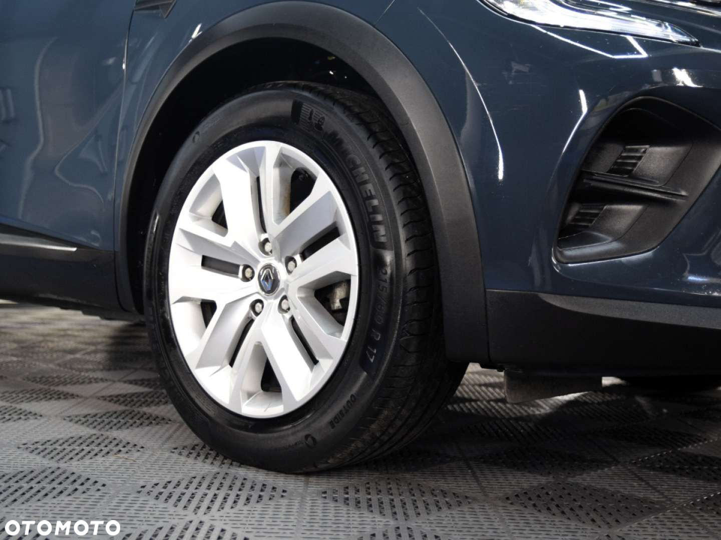 Renault Captur - 13
