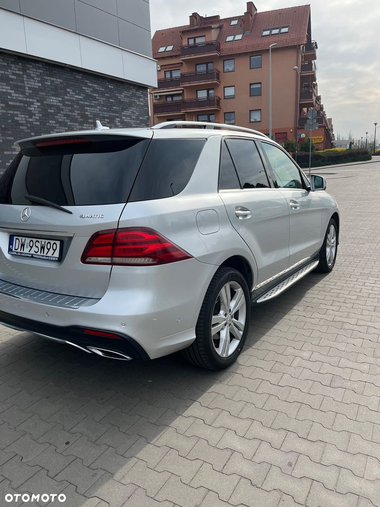 Mercedes-Benz GLE 350 d 4-Matic - 9