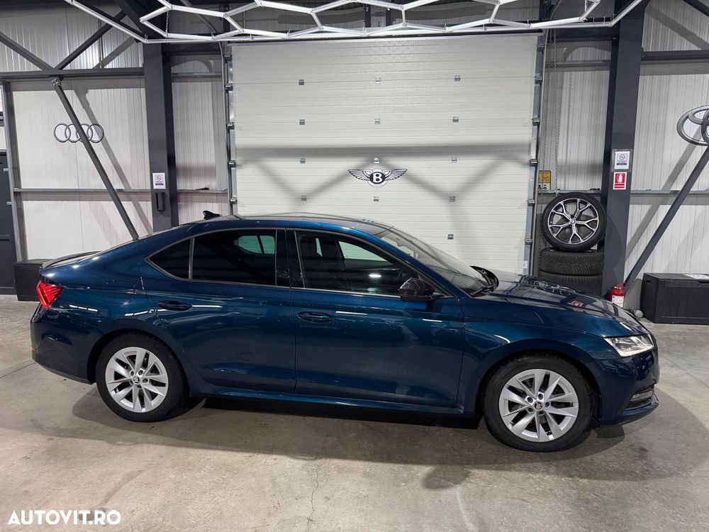 Skoda Octavia 2.0 TDI DSG 4X4 Sportline - 29