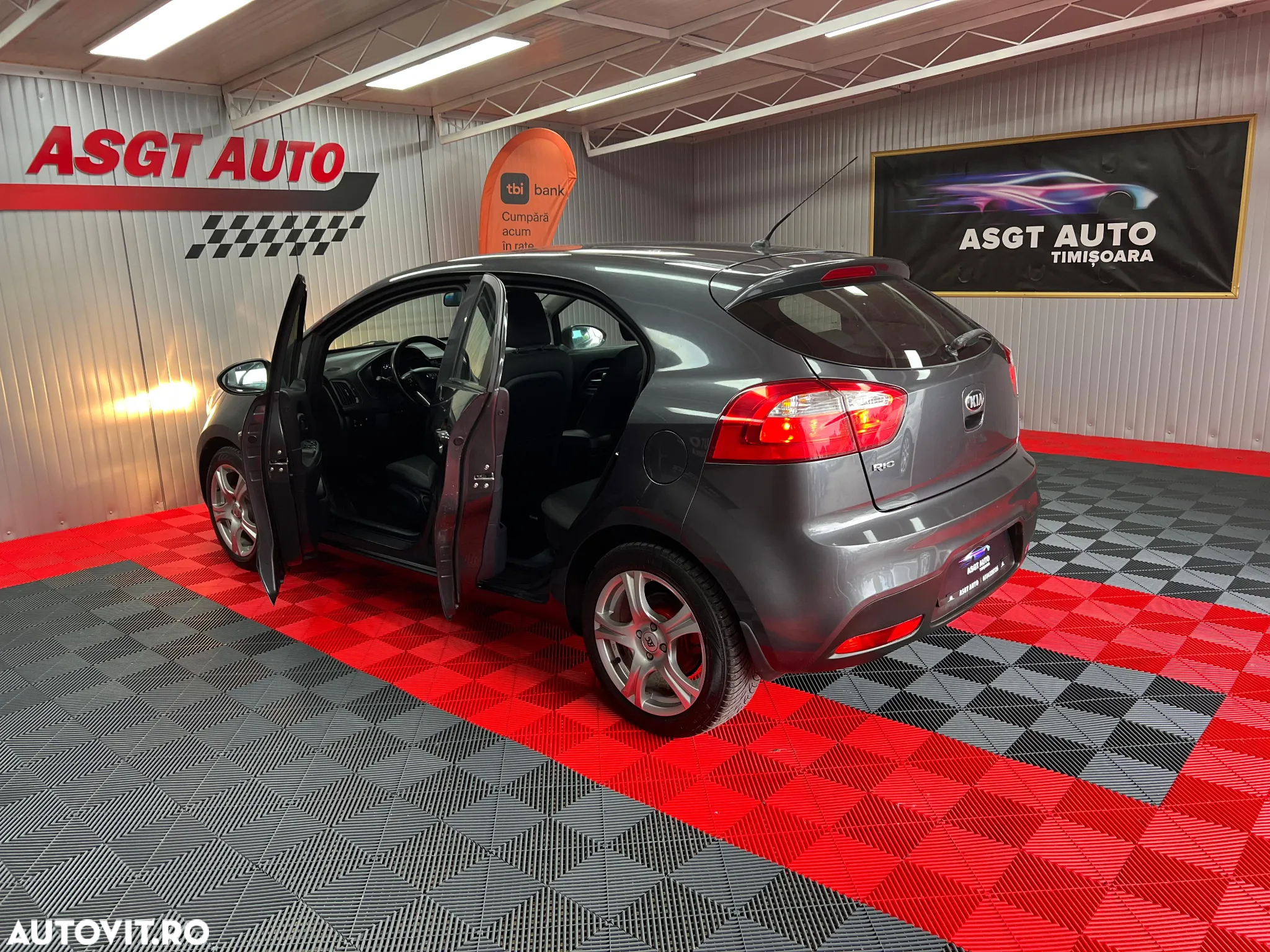 Kia Rio - 16