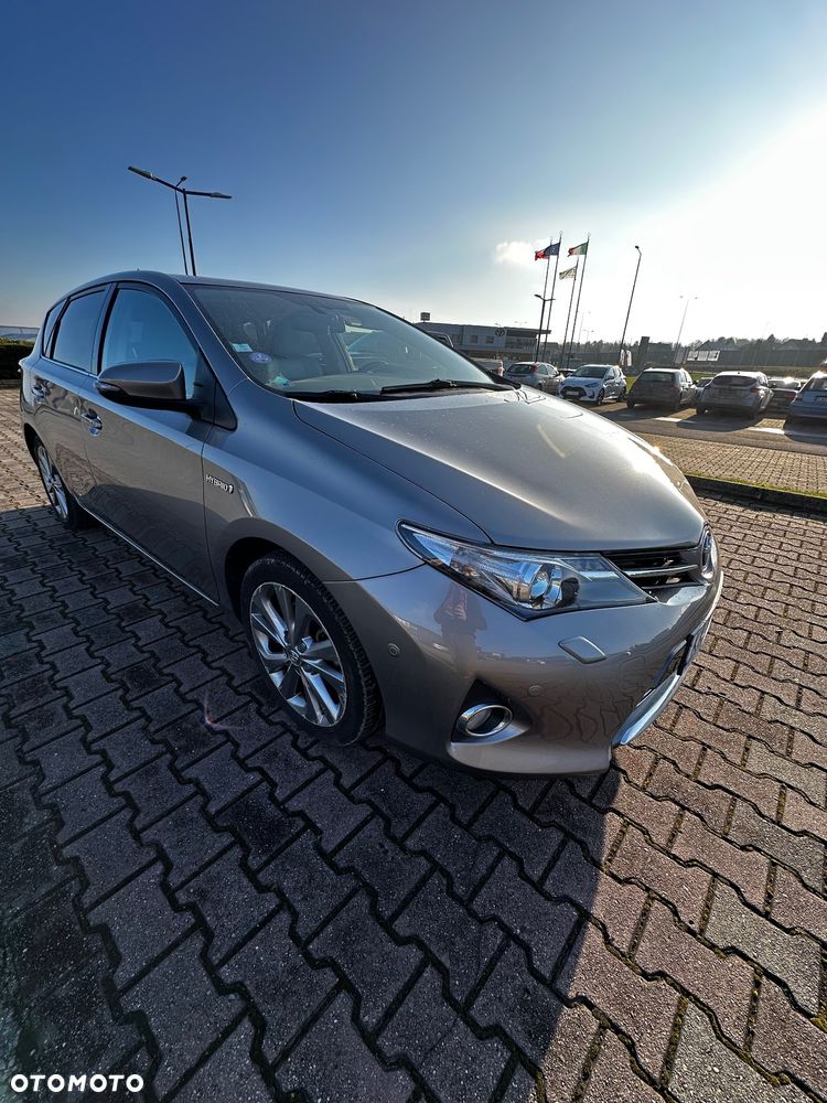 Toyota Auris Hybrid 135 Comfort - 5