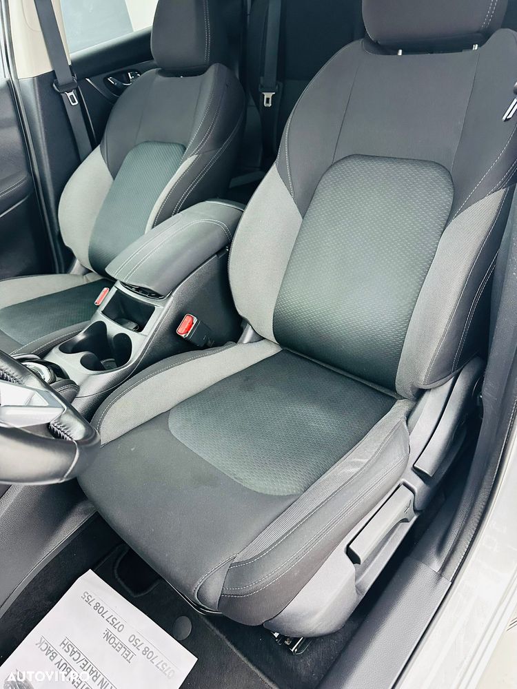 Nissan Qashqai 1.2 DIG-T Xtronic N-Vision - 18