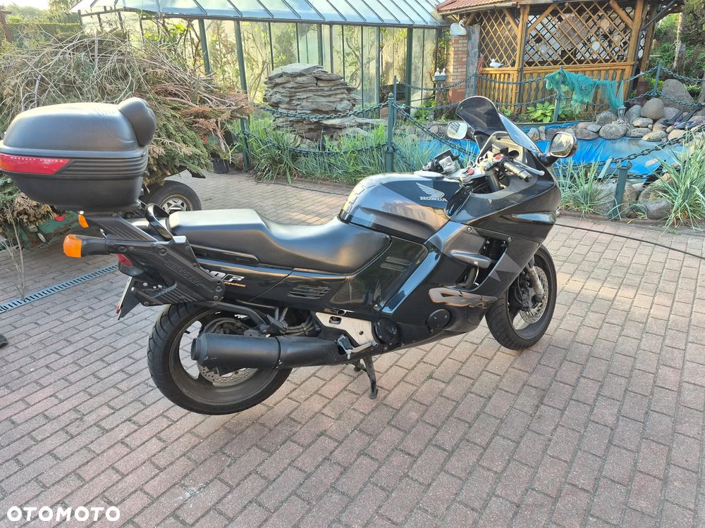 Honda CBR - 3