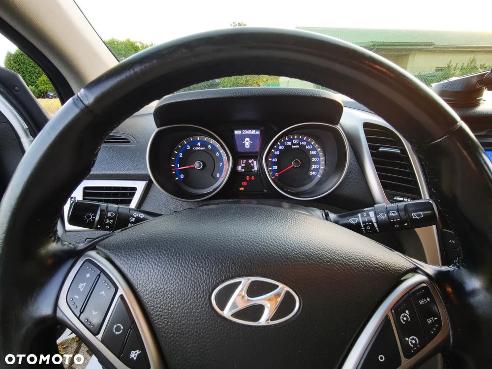 Hyundai i30 1.6 Comfort - 6