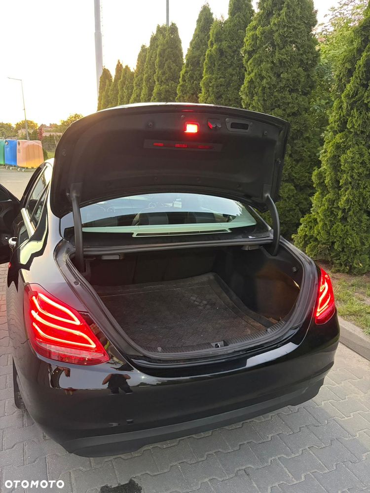 Mercedes-Benz Klasa C 200 4-Matic 9G-TRONIC - 12