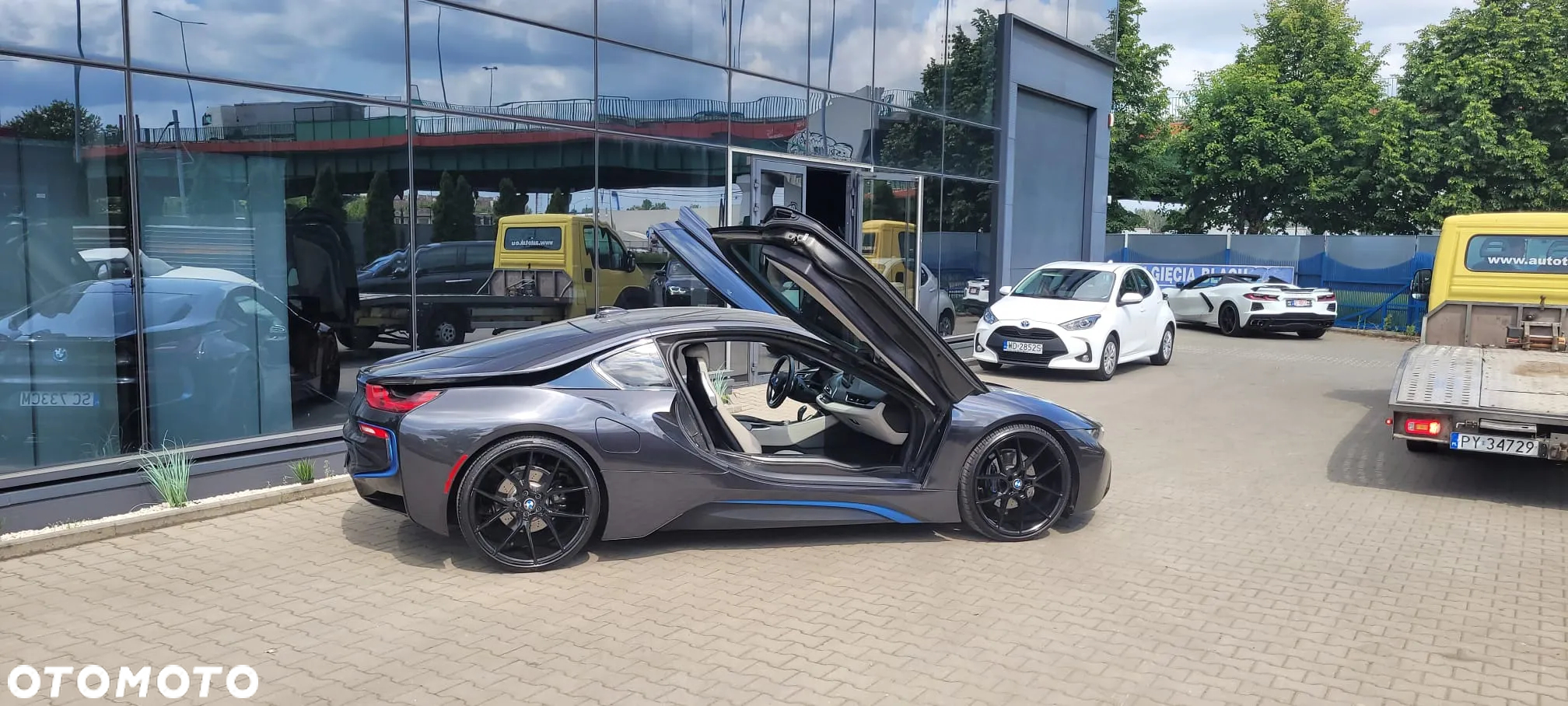 BMW i8 - 8