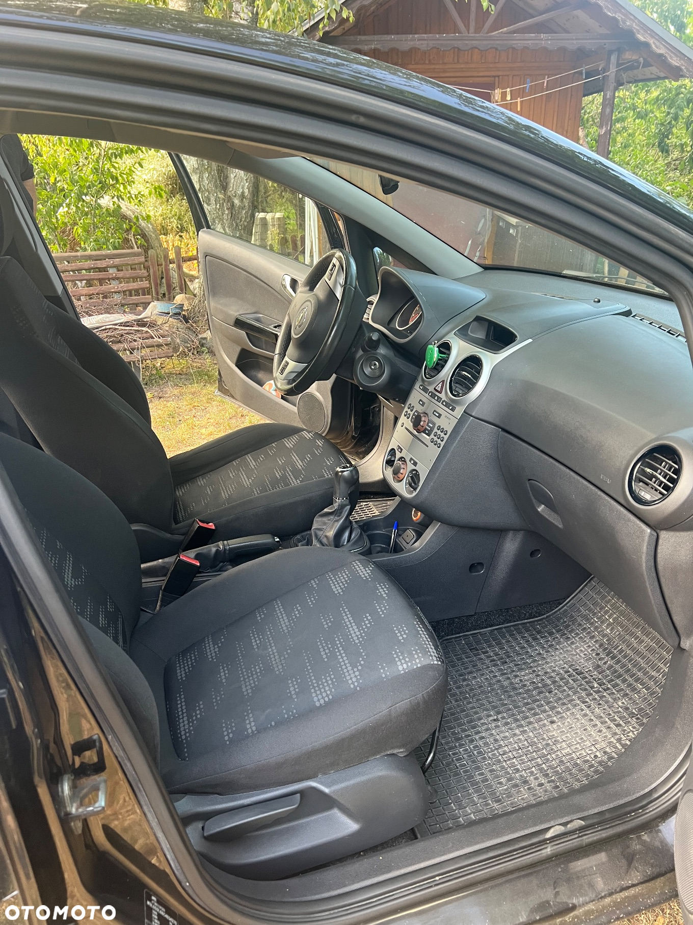 Opel Corsa 1.4 16V Color Edition - 17