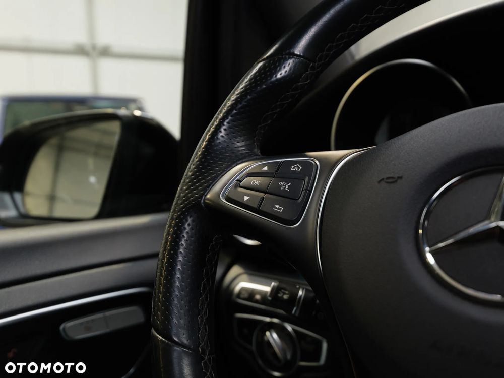 Mercedes-Benz Klasa V 300 d 4-Matic 9G-Tronic (d³ugi) - 35